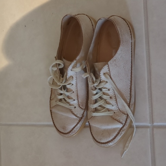 Clark's Plus Cushion Leather Women's Off White-blush Distressed Casual Trainers - Picture 3 of 5